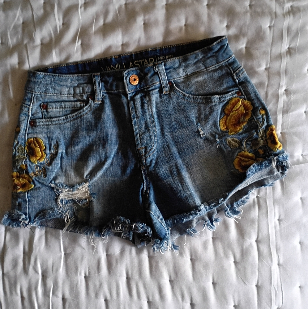VANILLA STAR Jean Shorts - Picture 8 of 8